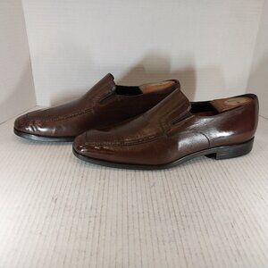 SANTONI men's size 10 D brown loafer.